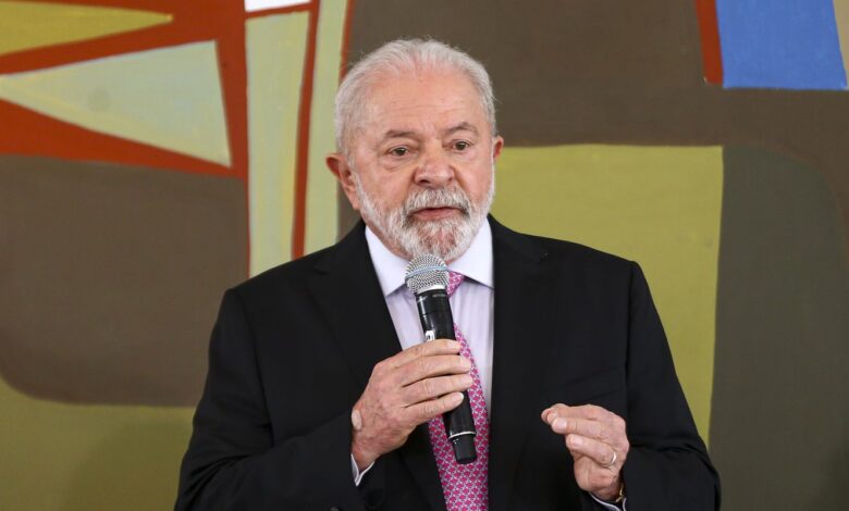 Imagem Reprodução - Lula diz que não pisa os pés na Marcha Para Jesus