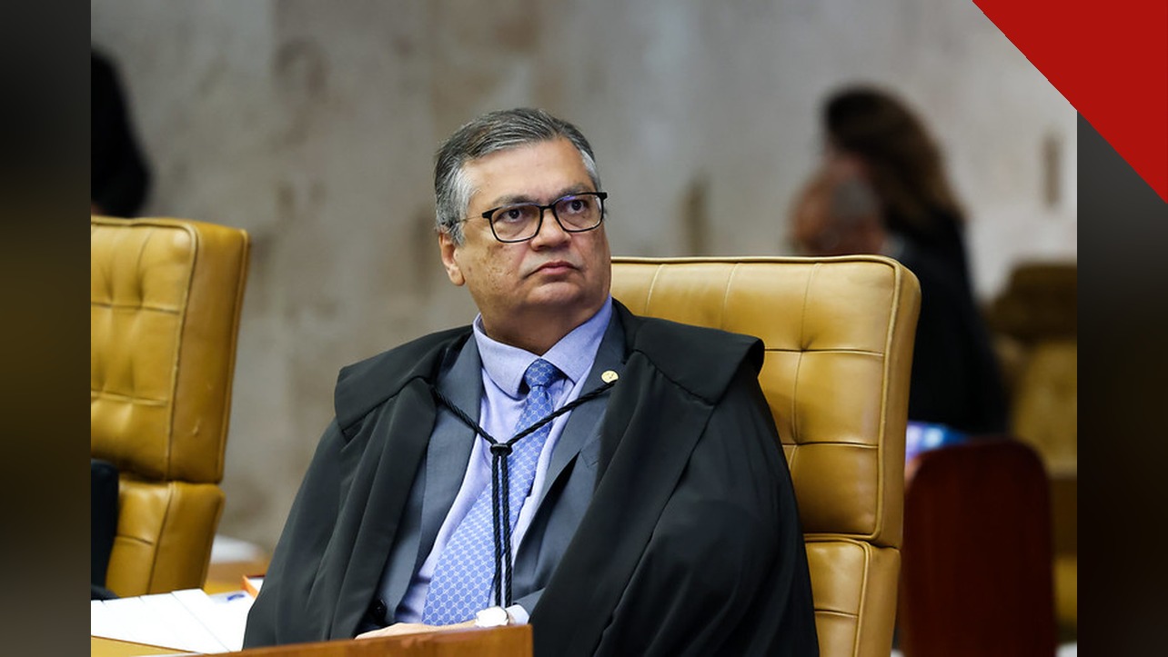 Ministro Flávio Dino, do STF, de toga.
