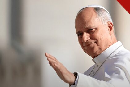 Papa abre inscrições para a JMJ 2027: Papa Leão XIV acenando em foto de divulgação do Vaticano