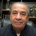 Malafaia critica pesquisas eleitorais: pastor Silas Malafaia em seu escritório durante o vídeo em que criticou Quaest e Datafolha