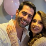filha de Marcelo Zagonel morre aos 29 dias: Marcelo Zagonel abraçado à esposa Ana Paula Voigot em foto do casal