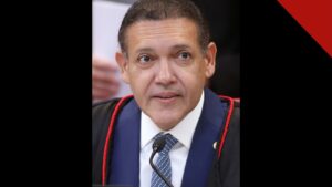 Nunes Marques compara eleição ao Super Bowl: retrato do ministro Kassio Nunes Marques, presidente do TSE, de toga em sessão do tribunal