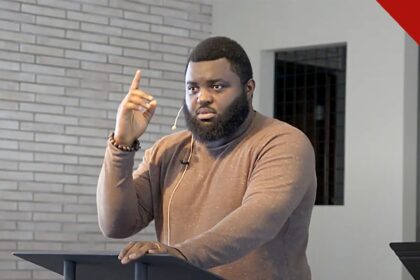 blogueiro cristão Samuel Sey será deportado: Samuel Sey durante pregação registrada em vídeo