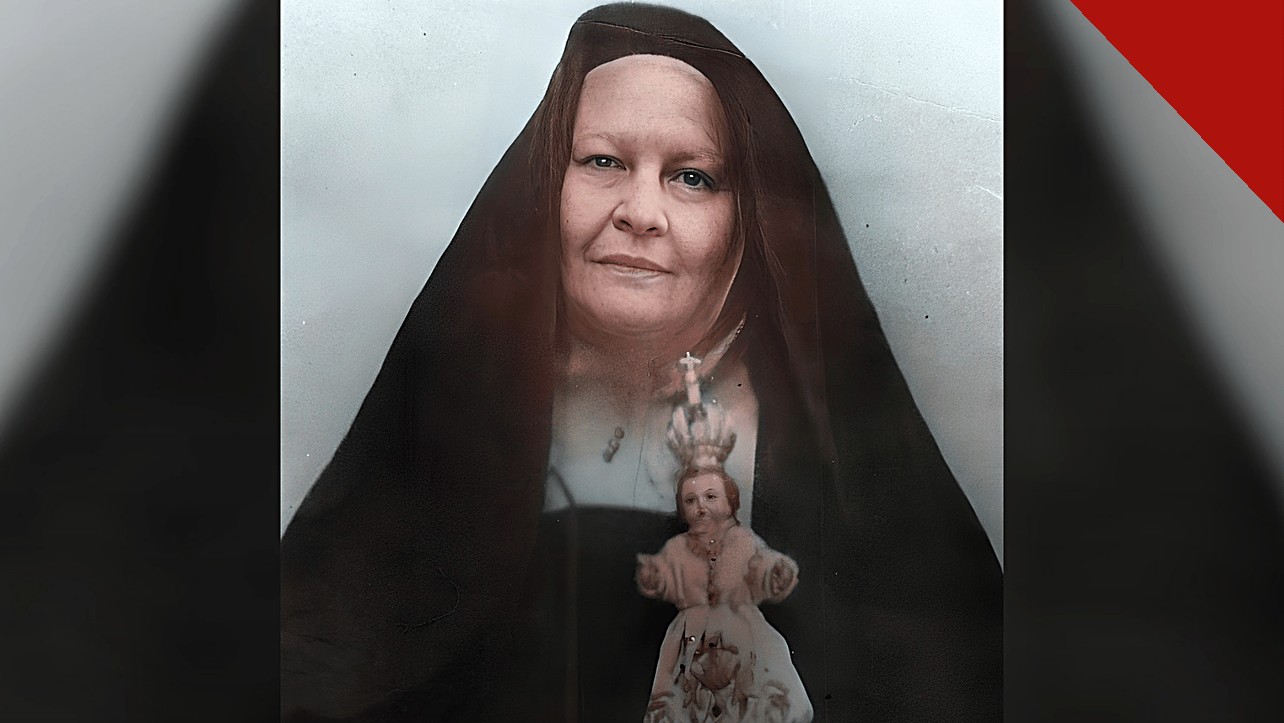 Madre Maria José pode virar beata: retrato de Madre Maria José de Jesus com o hábito carmelita segurando imagem do Menino Jesus