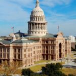 Mulher processa grupo pró-vida: Capitólio do Estado do Texas, em Austin, sob céu com nuvens, sede do governo que sancionou a lei HB 7