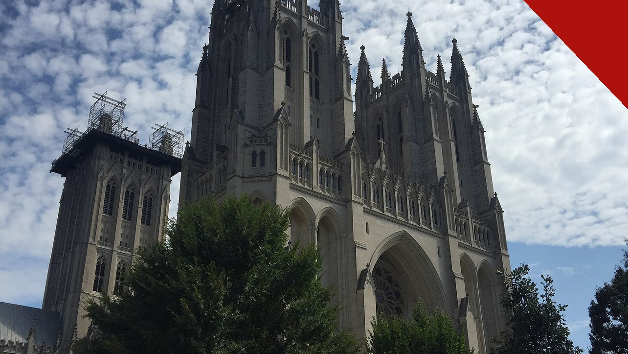 Igreja Episcopal perde membros: fachada da Catedral Nacional de Washington, catedral episcopal na capital dos Estados Unidos