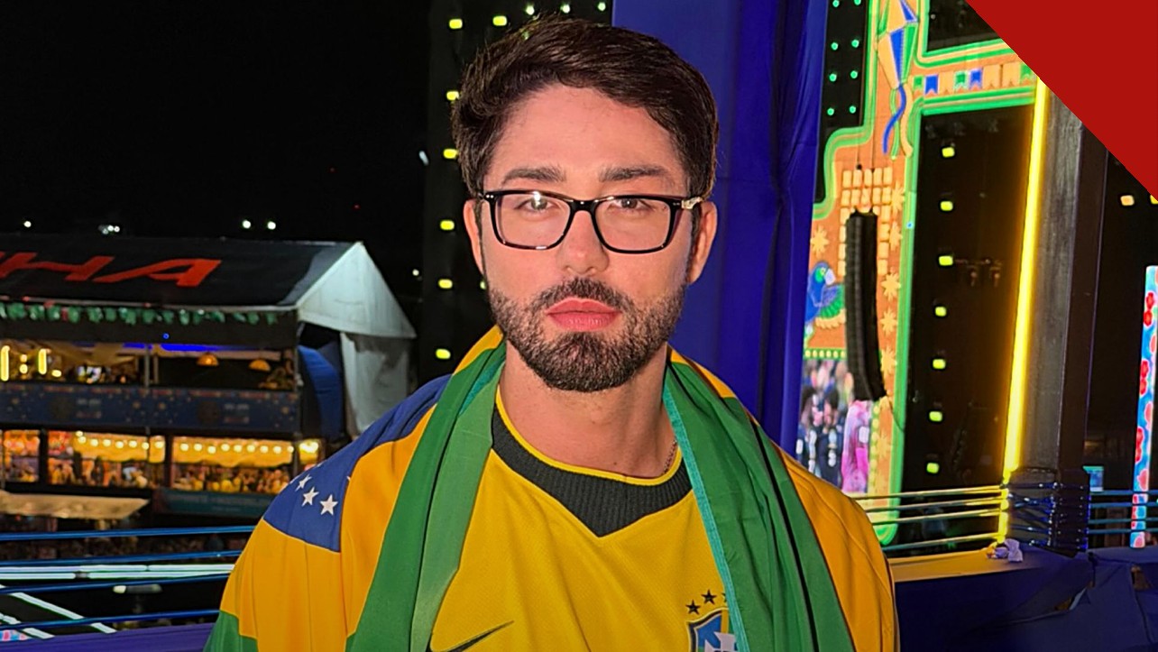Rico Melquiades anuncia saída do Brasil: o influenciador Rico Melquiades com camisa do Brasil em evento
