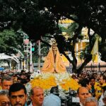 Recírio encerra Círio de Nazaré 2026 com a Imagem Peregrina de Nossa Senhora de Nazaré cercada por devotos em Belém