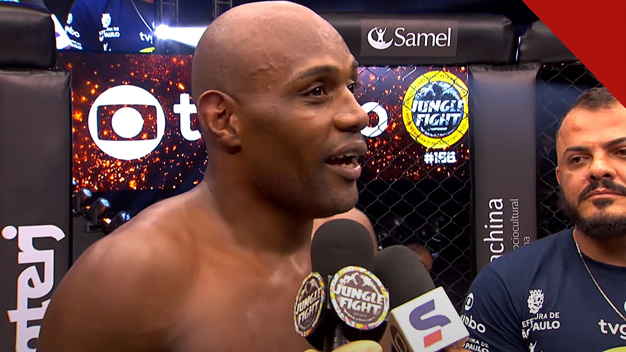 lutador Ulisses Melo estreia no MMA em foto do atleta em entrevista no Jungle Fight 156, em São Paulo