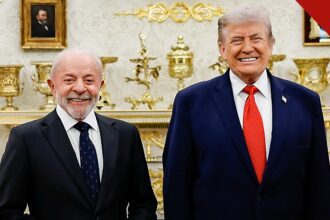 instituto aponta desafios para o governo Lula é o tema de Lula ao lado de Trump em encontro na Casa Branca em foto livre de 2026