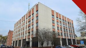 bispos da Polônia rejeitam projetos de aborto aprovados no Parlamento, e a imagem mostra a sede da conferência episcopal polonesa em Varsóvia