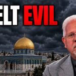 Glenn Beck relata encontro no Monte do Templo em Jerusalém, e a imagem mostra o comentarista Glenn Beck durante a visita ao local sagrado