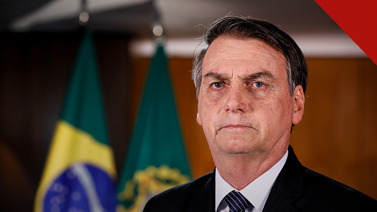 Moraes autoriza visita de Valdemar a Bolsonaro: Jair Bolsonaro em registro oficial de 2019, ex-presidente em prisão domiciliar em Brasília