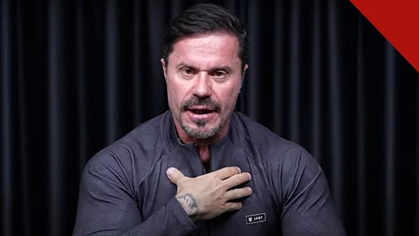 MP pede condenação de Renato Cariani, e a imagem mostra o empresário e influenciador Renato Cariani falando com a mão no peito em registro de vídeo