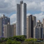 Rogério Mateucci morre no Arizona: vista dos prédios de Curitiba, cidade sede da Pontifícia Universidade Católica do Paraná