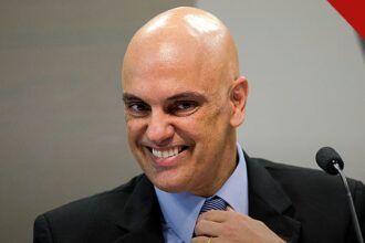 Jonathan Nemer faz desabafo contra Alexandre de Moraes, e a imagem mostra o ministro Alexandre de Moraes, do Supremo Tribunal Federal, em foto de arquivo