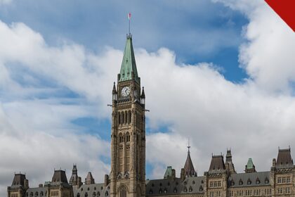 Canadá propõe barrar expansão da eutanásia por doença mental, e a imagem mostra o Centre Block do Parlamento do Canadá, em Ottawa, sede do Legislativo federal