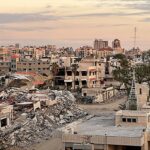 Plano de paz de Trump para Gaza: vista do território com casa destruída em bairro civil, em foto de Jaber Jehad Badwan, licença CC BY-SA 4.0