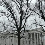 mulher é baleada em frente à sede republicana na Virgínia em Richmond, segundo relato da imprensa americana, e a imagem mostra o Capitólio do Estado da Virgínia, na capital do estado, em foto de arquivo