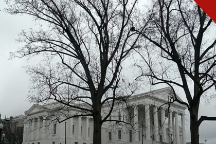 mulher é baleada em frente à sede republicana na Virgínia em Richmond, segundo relato da imprensa americana, e a imagem mostra o Capitólio do Estado da Virgínia, na capital do estado, em foto de arquivo