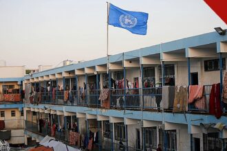 Professora de Gaza é ameaçada: escola da UNRWA em Deir el-Balah, na Faixa de Gaza, em foto livre licença CC BY-SA 3.0 IGO