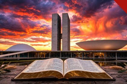 Congresso Nacional com Bíblia aberta em destaque ao entardecer, capa do Hugo Gospel