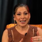 Daniela Lima se despede do Pulso Político: a jornalista no estúdio do Canal UOL durante a última edição do programa