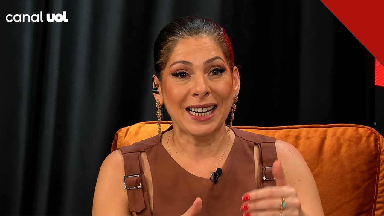 Daniela Lima se despede do Pulso Político: a jornalista no estúdio do Canal UOL durante a última edição do programa