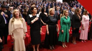 Michelle Bolsonaro chama de fofoca a coluna do Metrópoles: a ex-primeira-dama e senadora eleita durante sessão solene no TSE, em Brasília