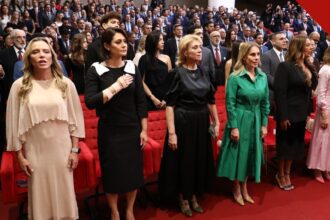 Michelle Bolsonaro chama de fofoca a coluna do Metrópoles: a ex-primeira-dama e senadora eleita durante sessão solene no TSE, em Brasília