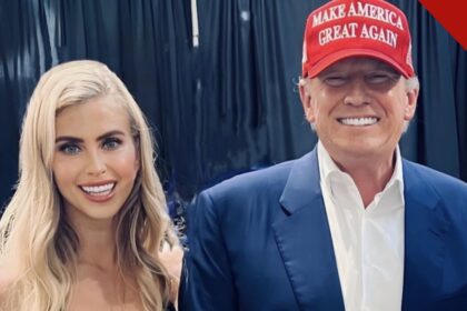 Katie Zacharia, secretária de imprensa da Casa Branca, ao lado do presidente Donald Trump