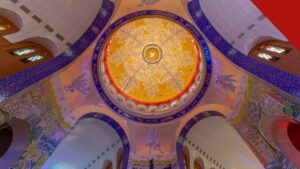 Cúpula do interior do Santuário Nacional de Nossa Senhora Aparecida, no interior de São Paulo