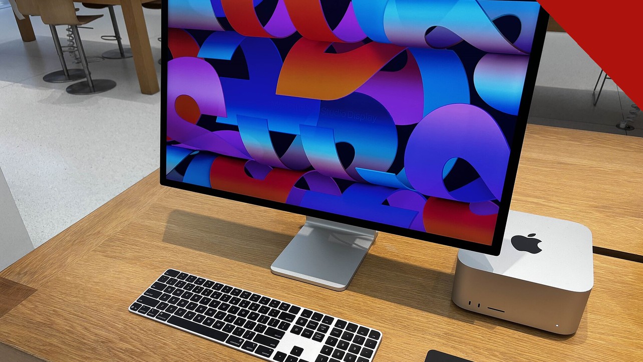 Muse Spark Open rodando em Mac Studio da Apple: computador e monitor Studio Display sobre a mesa