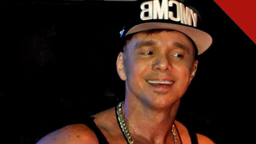 CANTOR NETINHO, ÍCONE DO AXÉ, MORRE AOS 60 ANOS EM SALVADOR