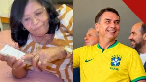 Dona Maria, mãe de Carlinhos Maia, segurando o celular ao lado de Flávio Bolsonaro sorrindo com a camisa da seleção brasileira