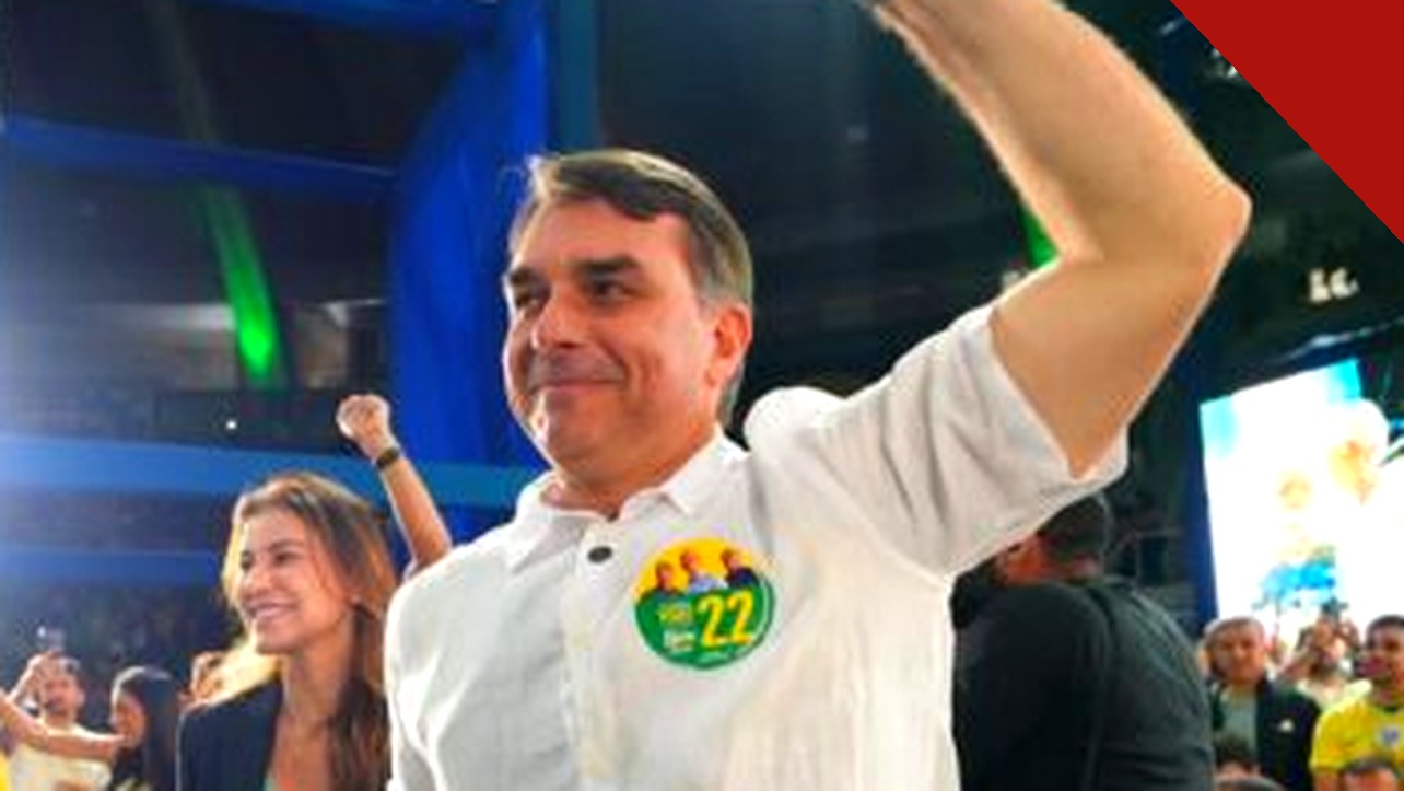 Flávio Bolsonaro em ato de campanha | Reprodução | Conecta News MT