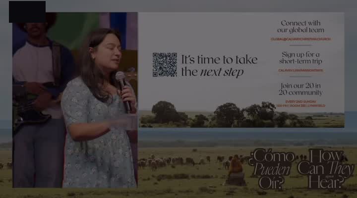 Telões do culto exibindo o tema do mês de missões