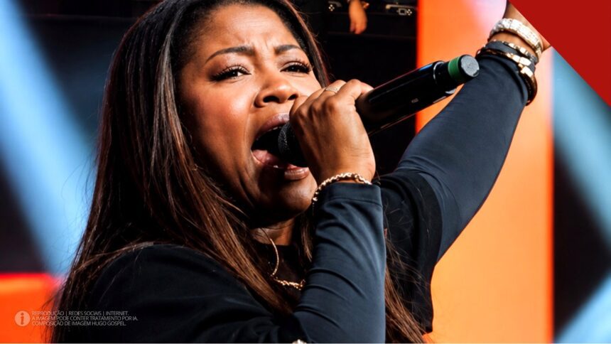 Cantora Joane Rodrigues cantando com microfone
