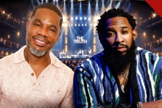 Kirk Franklin e convidado no palco em Nashville
