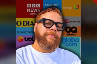 Quem é o Hugo Gospel: Gabriel Ribeiro, jornalista e criador do portal, em foto oficial diante do painel de veículos que já citaram o site
