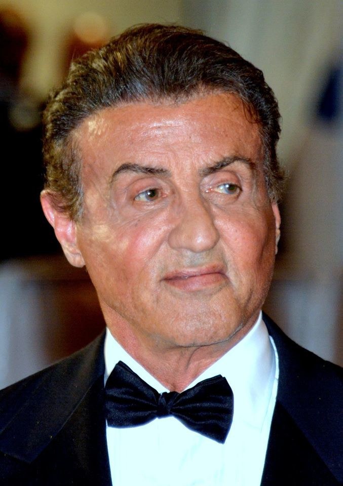 O ator Sylvester Stallone em Cannes em 2019, em matéria sobre a defesa de Sylvester Stallone à filha Scarlet